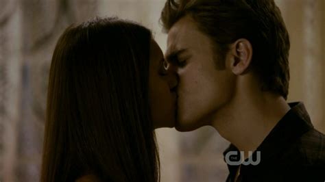 1x01-1x10.....wht is ur favorite stefan & elena kiss? Poll Results ...