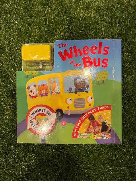 The Wheels on the Bus Book, Hobbies & Toys, Books & Magazines, Children ...