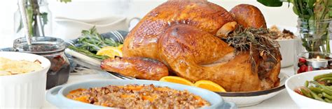 Chef Prepared Thanksgiving Dinner with an At-Home Twist - Harris Teeter - Harris Teeter