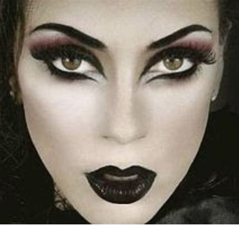 Gothic Makeup, Fantasy Makeup, Evil Queen Makeup, Witch Eyes, Make Up Gesicht, Dramatic Eye ...