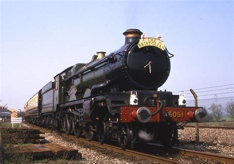 5051 'Dryslwyn Castle' | Preserved ex-GWR steam locomotive 5… | Flickr