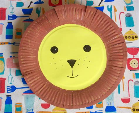 Paper Plate Lion Mask Craft