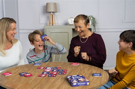 Easy Card Games to Play With Your Family, Even Little Kids ...