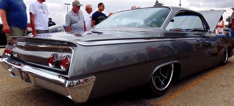 SMOKIN' HOT 1962 CHEVY IMPALA BUBBLE TOP CUSTOM | HOT CARS