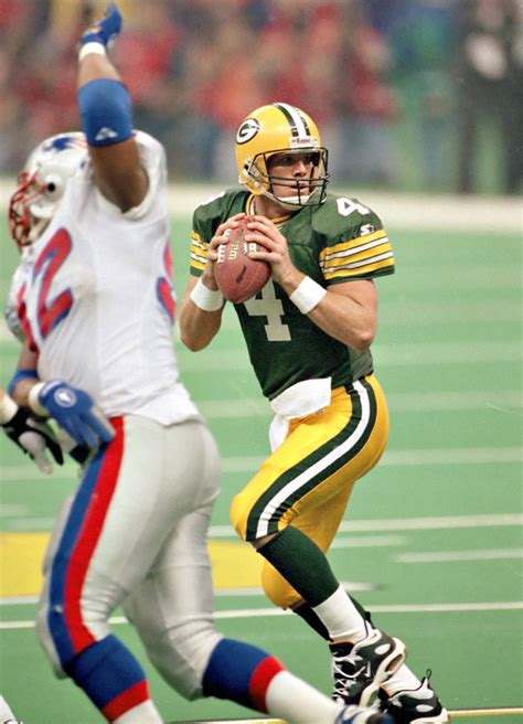 Brett Favre's Greatest Career Moments - Sports Illustrated