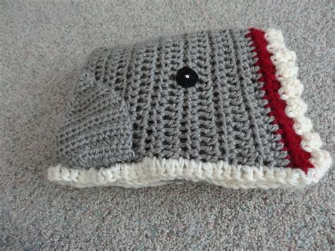 Crochet Shark Blanket : 4 Steps (with Pictures) - Instructables