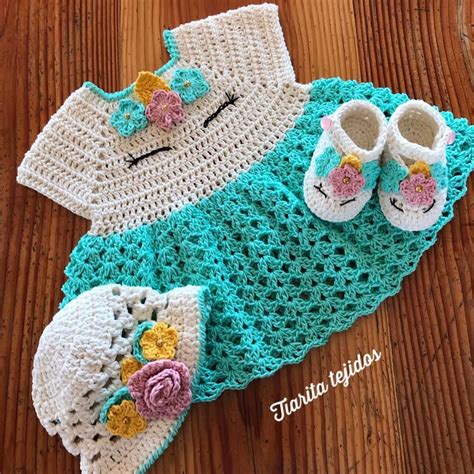 Crochet Bebe, Crochet Hats, Crochet Doll Clothes Free Pattern, Baby Kit, Baby Dress, Crocheting ...