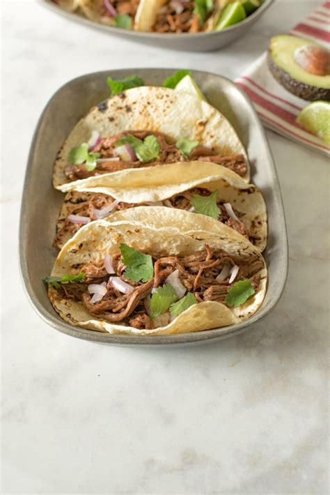 Slow Cooker Barbacoa Tacos