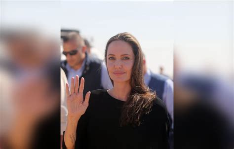 Angelina Jolie Divorce Brad Pitt Hollywood Diva -- Smear Campaign Against Ex Backfires