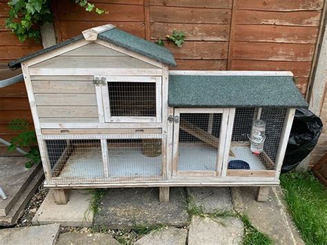 Large rabbit hutch and run | in Normanton, West Yorkshire | Gumtree