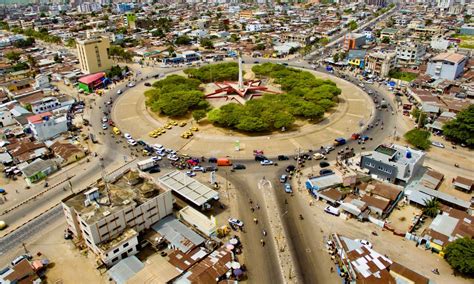 Cotonou (Bénin) - International Airport Leon Mba Of Libreville