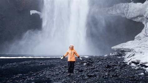 Iceland Winter Packing List – What to Wear in Iceland in Winter