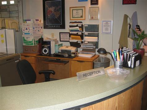 The reception desk | kristin.eonline.com - The Office set vi… | Flickr
