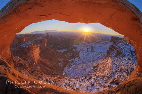 Mesa Arch, Island in the Sky, Canyonlands National Park, Utah