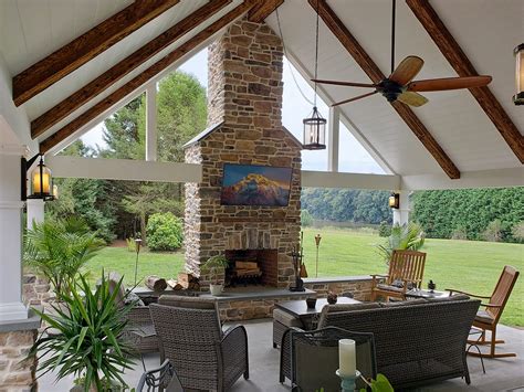 Outdoor Fireplace On Covered Deck – Mriya.net