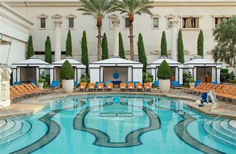 Caesars Palace Pool | Cabanas & Daybeds | Hours & Photos | Las Vegas