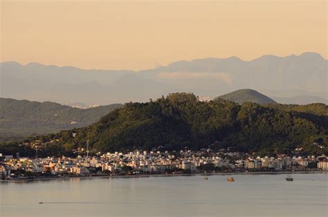 The Most Beautiful Beaches to Visit on Santa Catarina Island