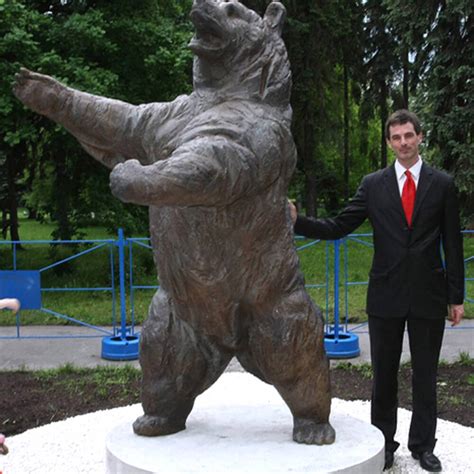 Life Size Bronze Bear Statue Metal Animal Sculpture - SevenTreeSculpture