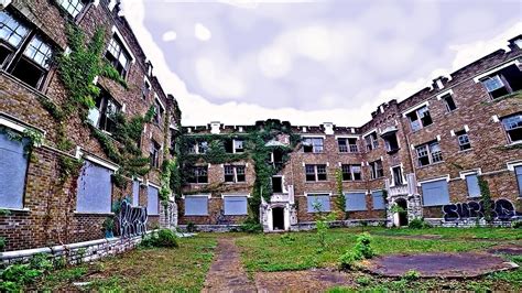 Explore Beautiful! Abandoned Apartment Building 1925 - YouTube