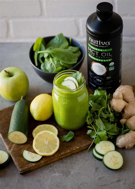 What is MCT Oil? - Simple Green Smoothies