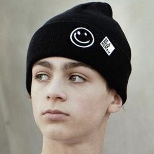 Avi Angel - Age, Family, Bio | Famous Birthdays