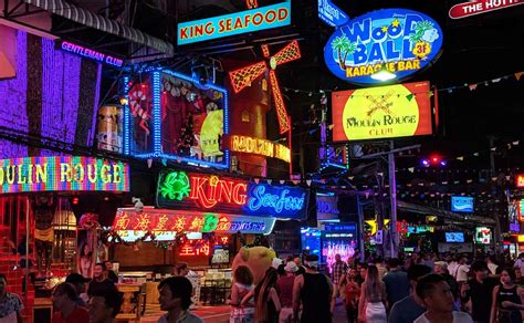 Pattaya Walking Street: 11 Things To Do & Not To Do | Toast to Thailand