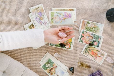 Everything You Need to Know About Psychic Tarot Readings - Sippy Cup Mom