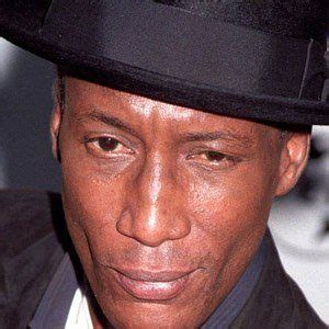 Michael Wright - Age, Family, Bio | Famous Birthdays