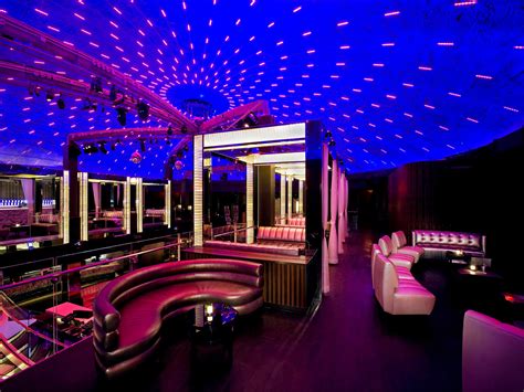 LIV Nightclub, Miami Beach, USA - Bar Review & Photos