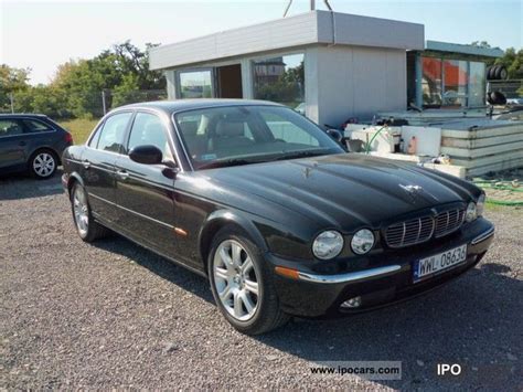 2004 Jaguar XJ8 - Car Photo and Specs