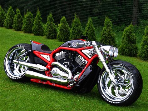 ’09 Harley-Davidson VRSCAW Supercharged | Fredy.ee | Harley bikes ...