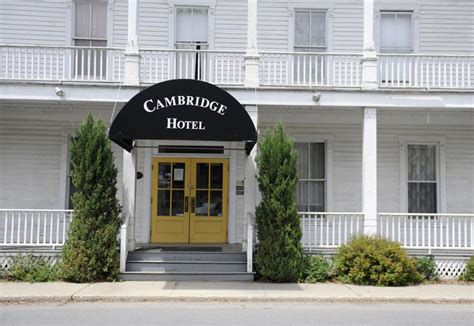 New owners of Cambridge Hotel donating some furnishings to church