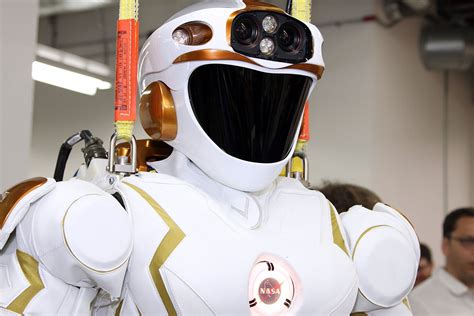 NASA's Valkyrie Robot Will Blaze the Trail to Mars & Beyond | UMass Lowell