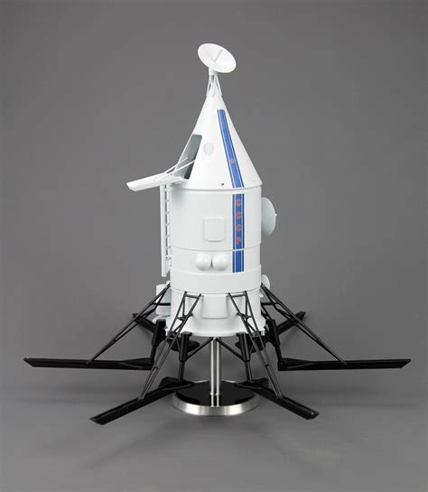 1:50 Scale Model of Soviet LK-700 Lunar Lander Made of - Etsy UK