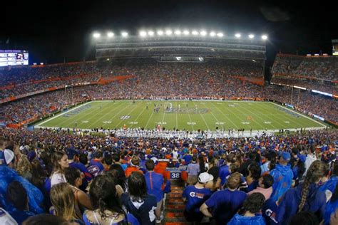 Top 20 college football stadiums you must see in your lifetime | FOX Sports