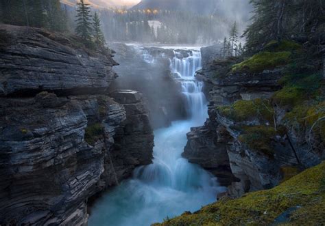 Athabasca Falls - Beautiful places. Best places in the world. Shut up ...