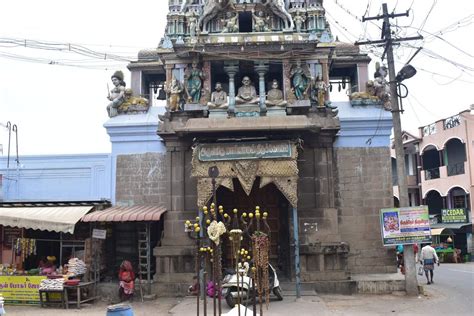 Pollachi famous Mariamman Temple. - Udumalai Frog