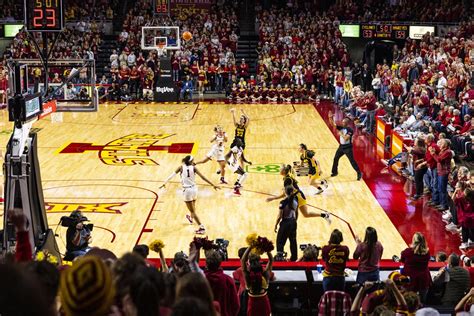 Photos: No. 4 Iowa women's basketball vs. Iowa State - The Daily Iowan