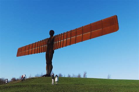 Most Famous Landmarks in the UK | CrossCountry