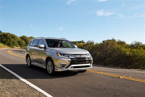 The 2022 Outlander PHEV Is Ready to Fight for Its Place in the Hybrid Space