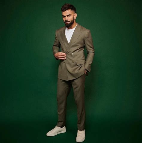 Virat Kohli (@imVkohli) / Twitter | Virat kohli instagram, Team fashion ...