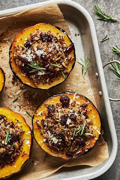 Quinoa Stuffed Acorn Squash - Kalejunkie