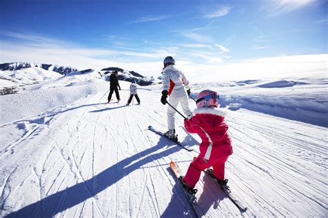 How Young Can Kids Start Skiing?