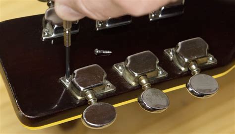 How to Fix a Guitar Tuning Peg | Our Pastimes