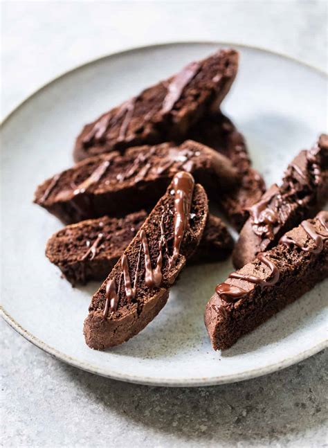 Double Chocolate Biscotti Recipe - Familystyle Food