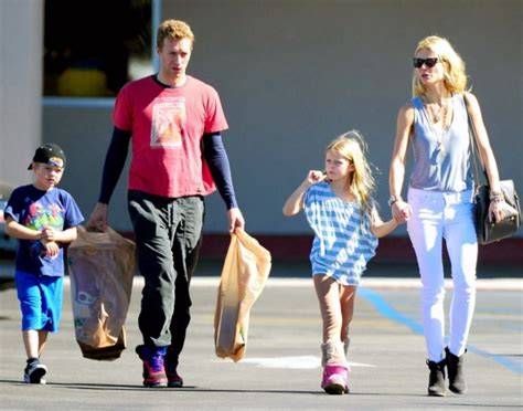 Gwyneth Paltrow family: siblings, parents, children, husband