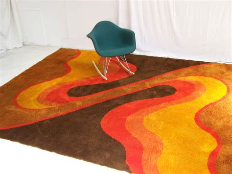 Huge abstract retro floor rug shag pile 1970s | Funky rugs, Retro rugs, 70s interior