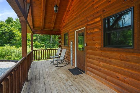 Lake View Cabin - Book Your Stay