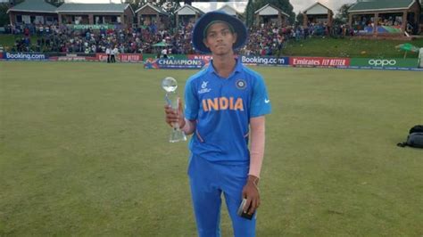 Yashasvi's U19 World Cup Player of the Series trophy breaks, his coach ...