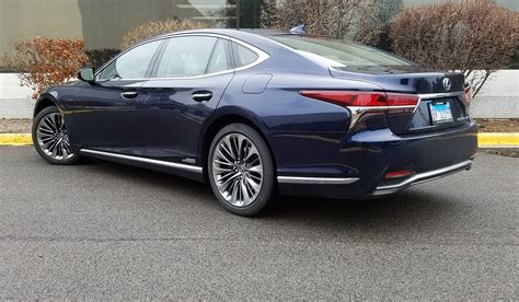 Quick Spin: 2020 Lexus LS 500h | The Daily Drive | Consumer Guide®